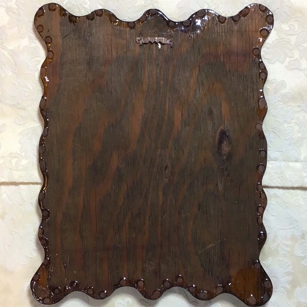 VTG Portrait of Child Praying Resin Covered on Wood with Bracket - Picture 3 of 8